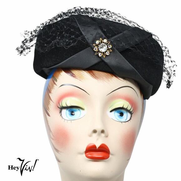 Vintage 50s Hat Black Peachbloom Velour Merrimac Body Rhinestone Trim - Hey Viv - Picture 1 of 8